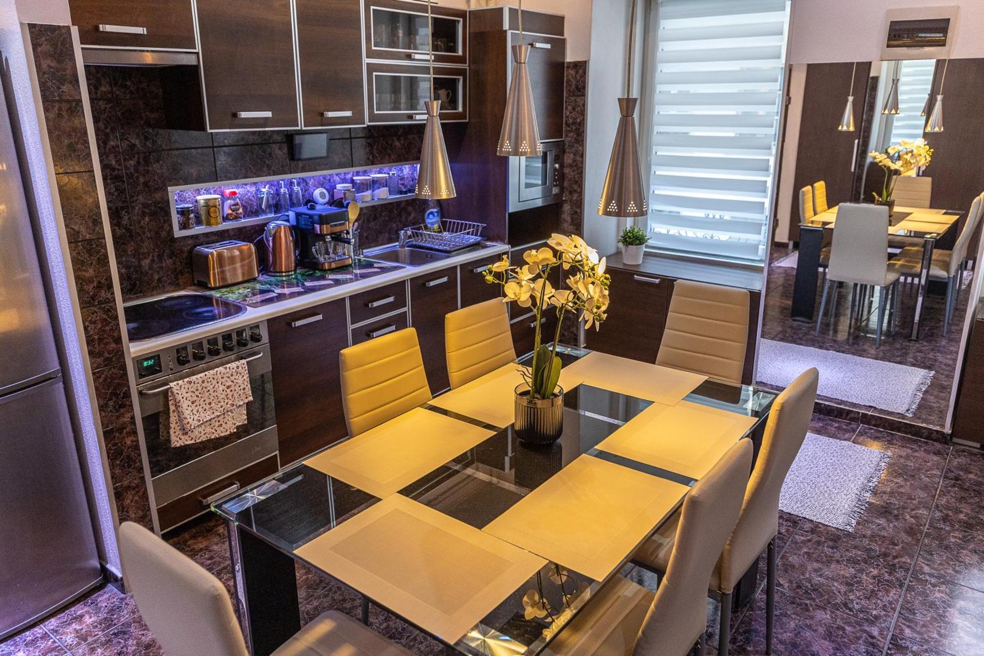 City Vibes Apartment - 3 Bdrms Budapešť Exteriér fotografie